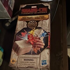 Hasbro Shang-Chi Brick Breaker Game - Red and Blue